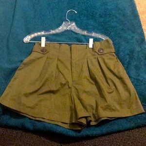 Forever 21 Shorts Size Medium